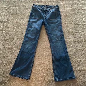 Hollister Low-rise boot jeans new with tags 7s/w28L30